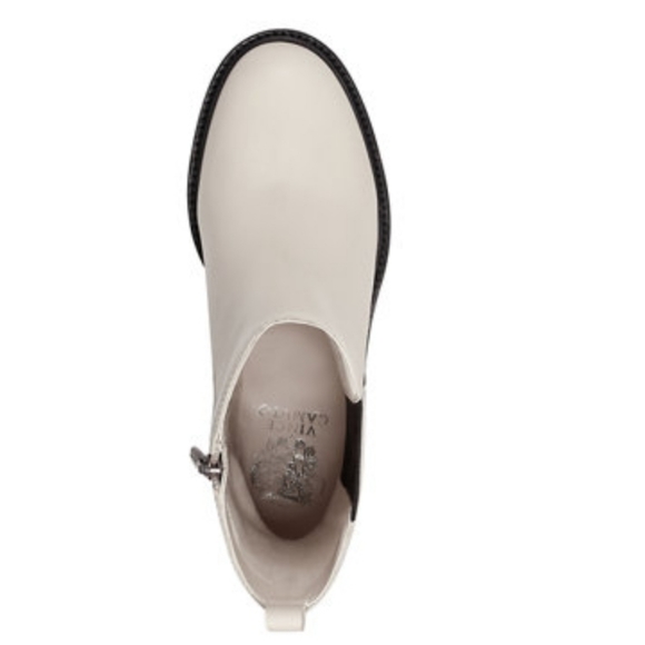 Vince Camuto Off White Leather Kourtly Booties - Picture 3 of 8